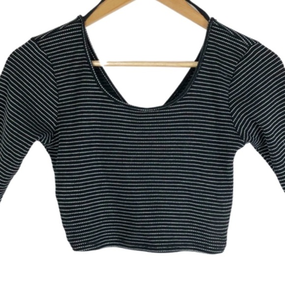 Express Black Silver Metalic Striped Cross Back 3/4 Sleeves Crop Top - Picture 11 of 16